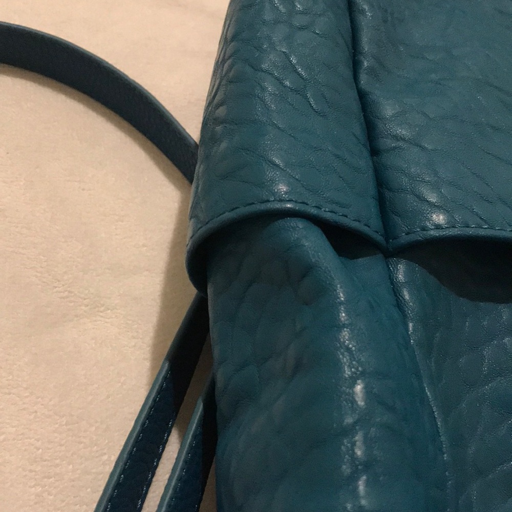 Turquoise purse - Picture 7 of 8
